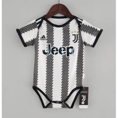 Miniconjunto Baby Juventus Primera Equipación 22/23