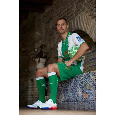 Camiseta Del Betis Para la Supercopa y la Copa del Reyc